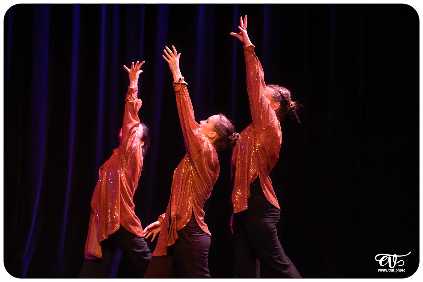 ECOLE DE DANSE CÉCILE ADAMOW